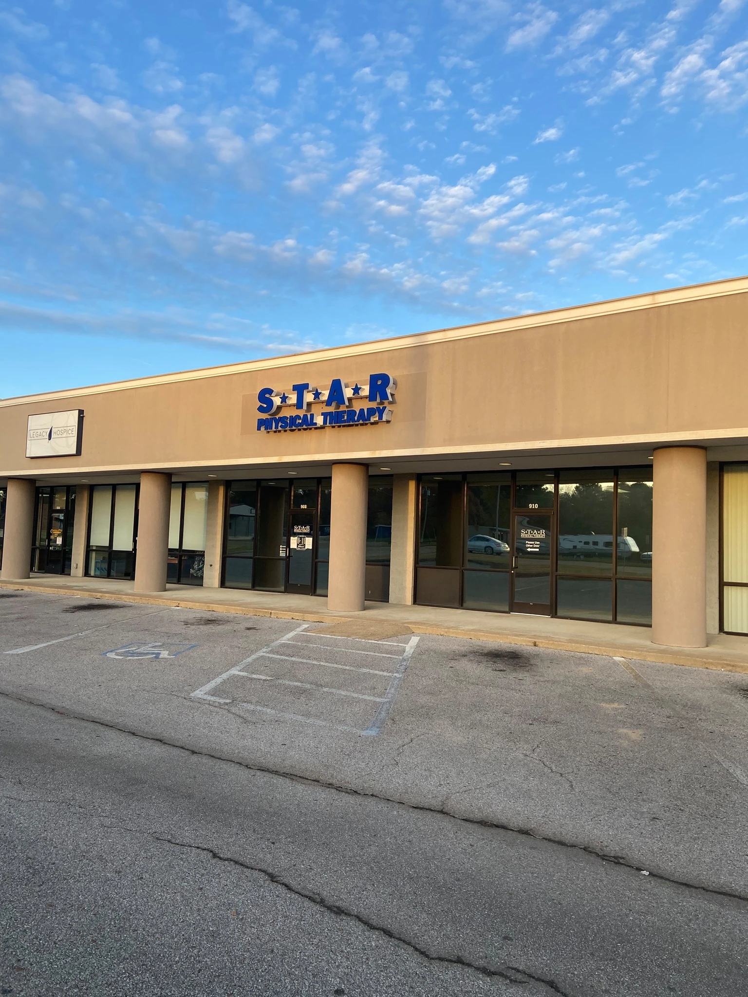 STAR Physical Therapy Selmer Clinic